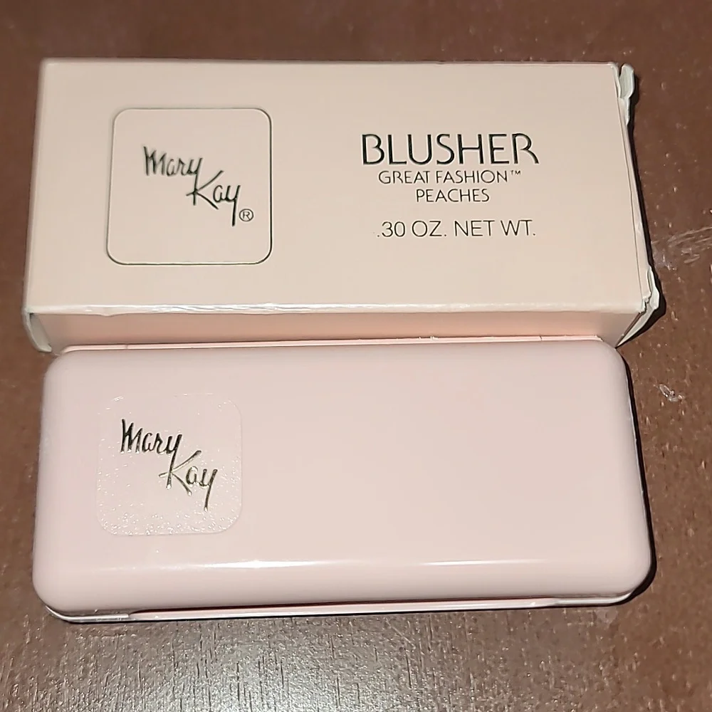 Mary‎ Kay Blusher Great Fashion Peaches  Collection .30 oz Item NIB Old S…
